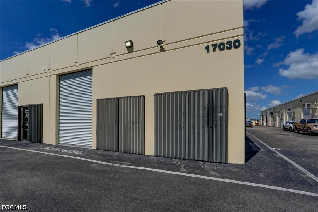 17030 Alico Commerce CT 3800 - 307