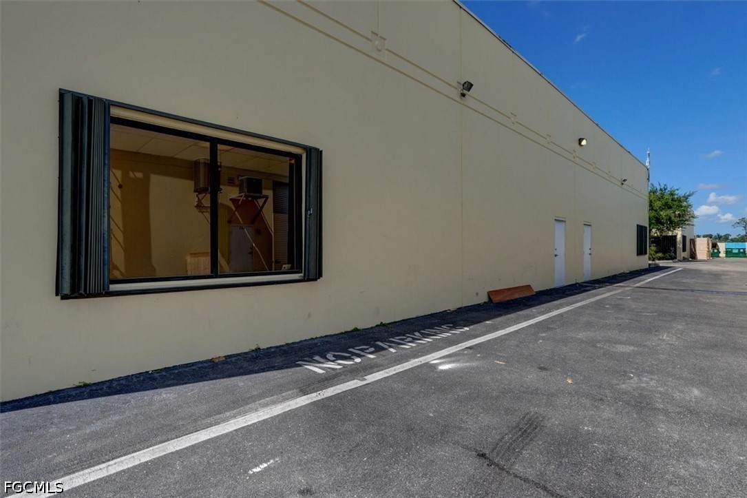 17030 Alico Commerce CT 3800 - 307