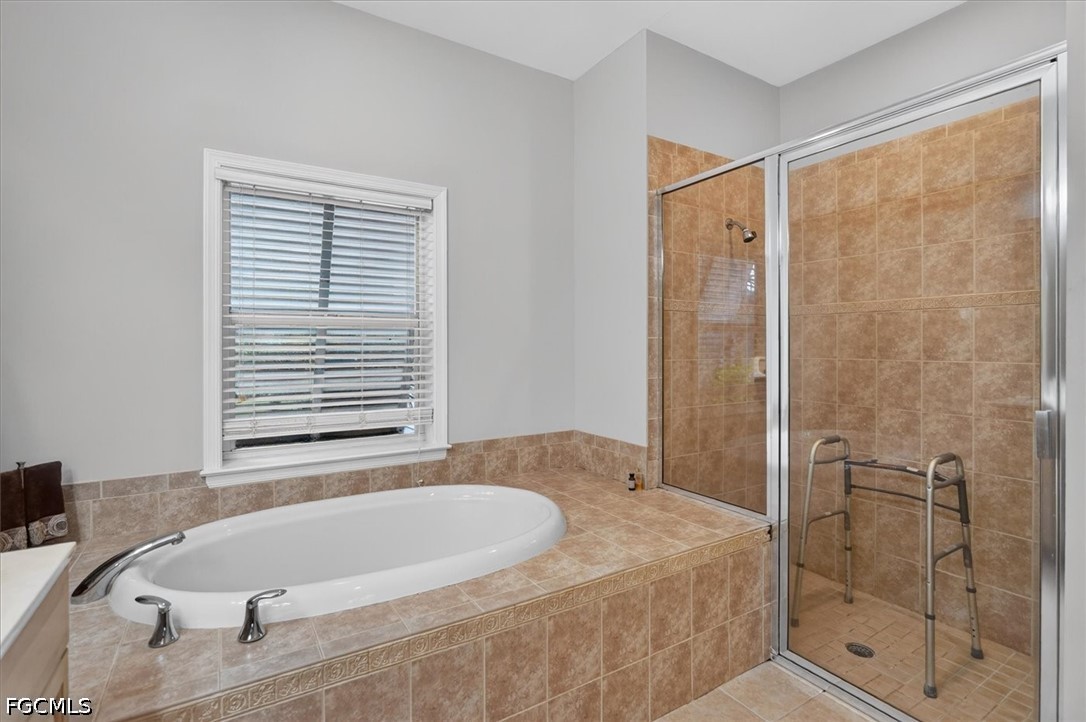 15627 Caloosa Creek CIR