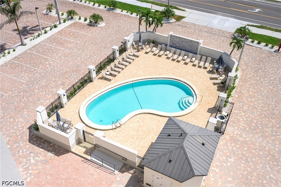 7650 Estero BLVD 804