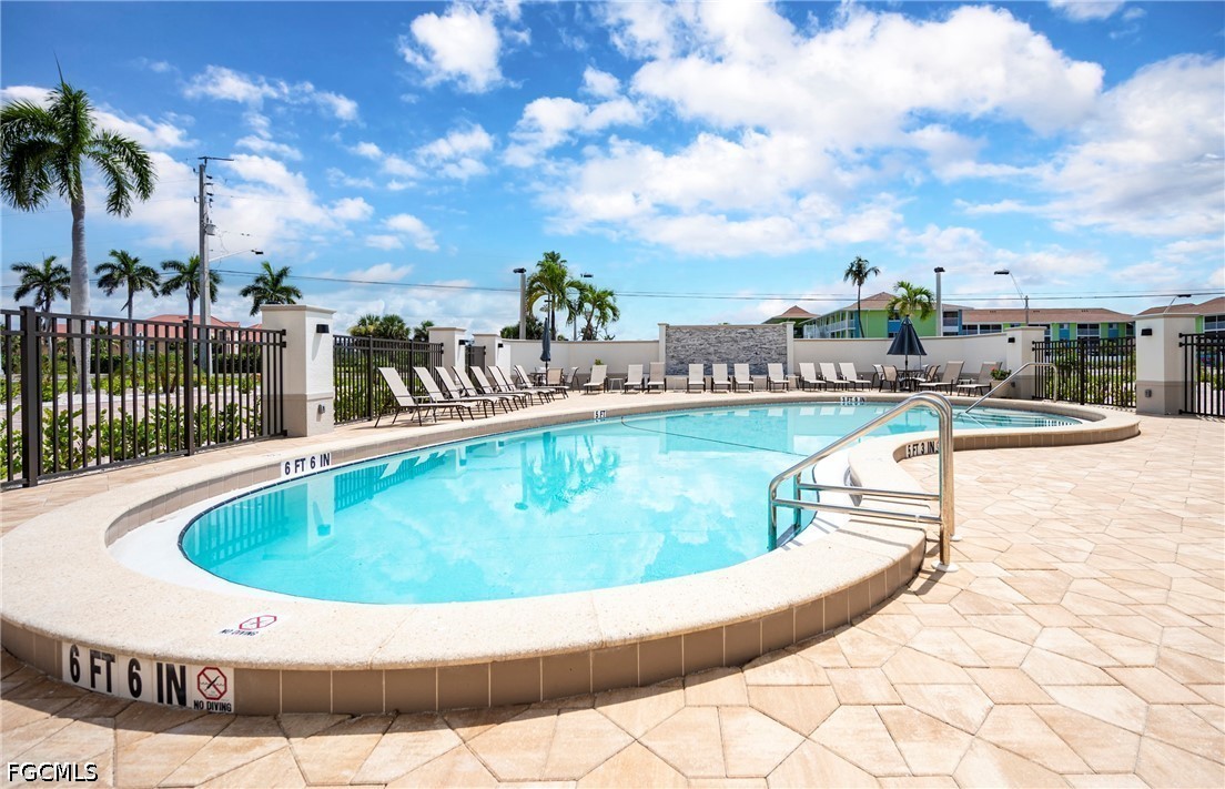 7650 Estero BLVD 804