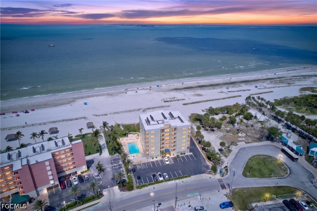 100 Estero BLVD 433