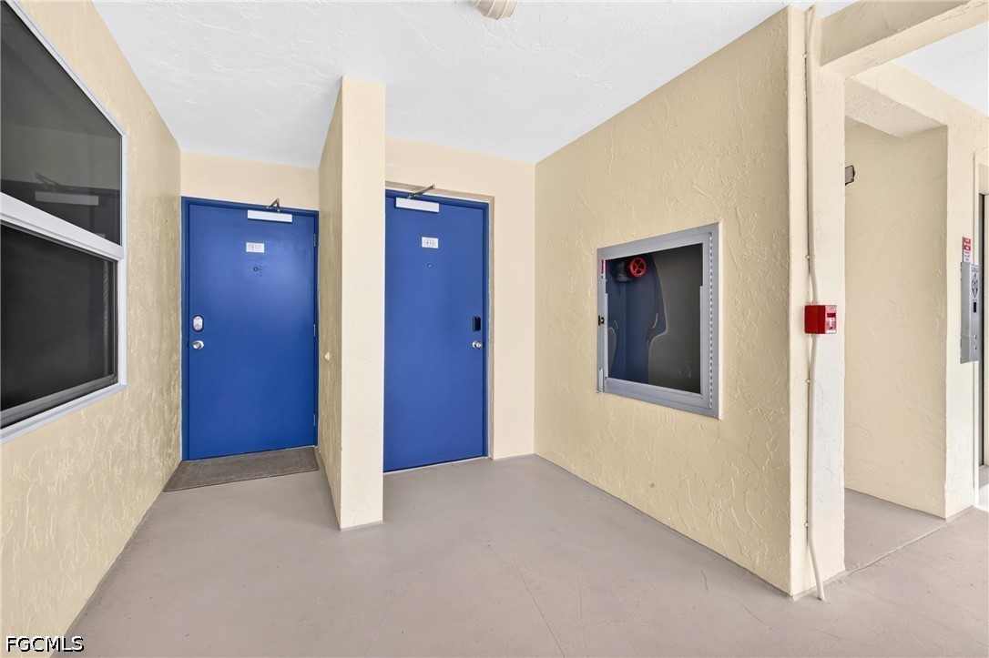 100 Estero BLVD 433