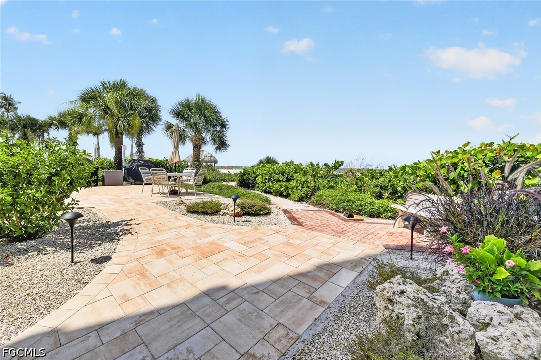 100 Estero BLVD 433
