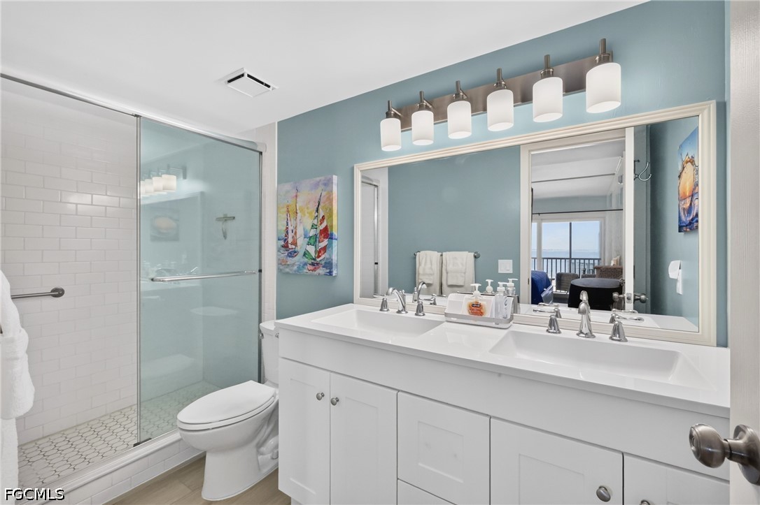 100 Estero BLVD 433