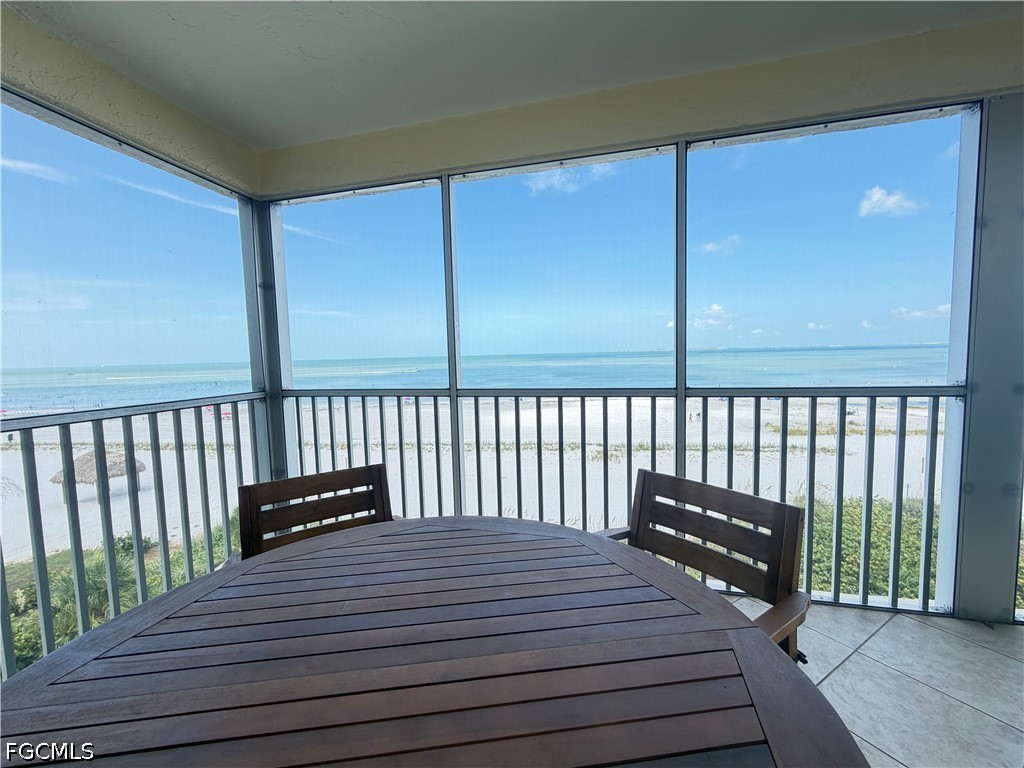 100 Estero BLVD 433