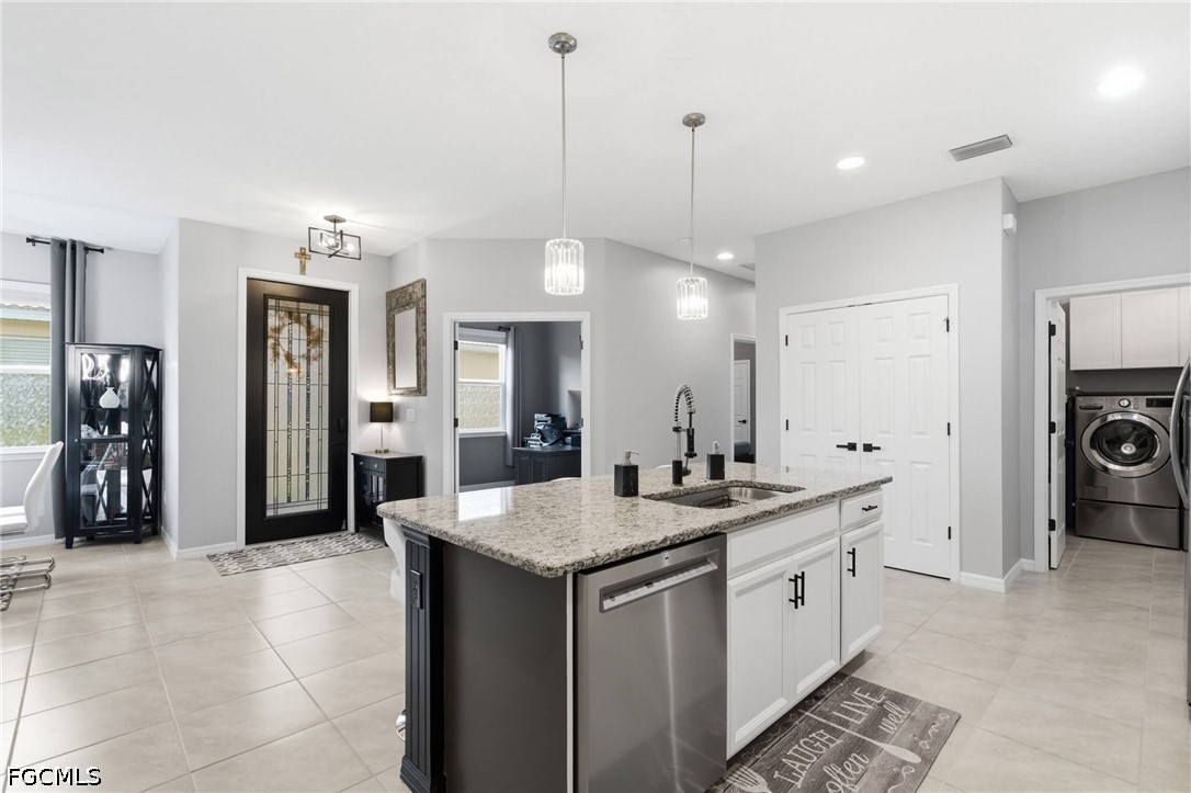 4439 Dutchess Park RD