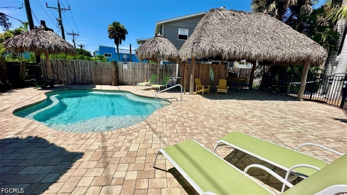 228 Fairweather LN