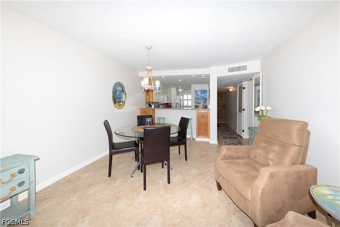 6400 Estero BLVD 603