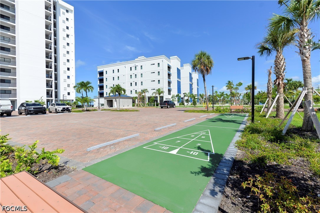 6400 Estero BLVD 603
