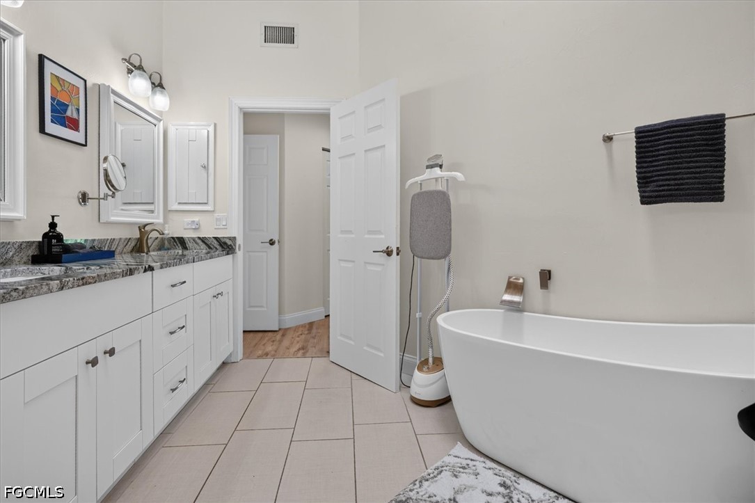 7150 Golden Eagle CT 221