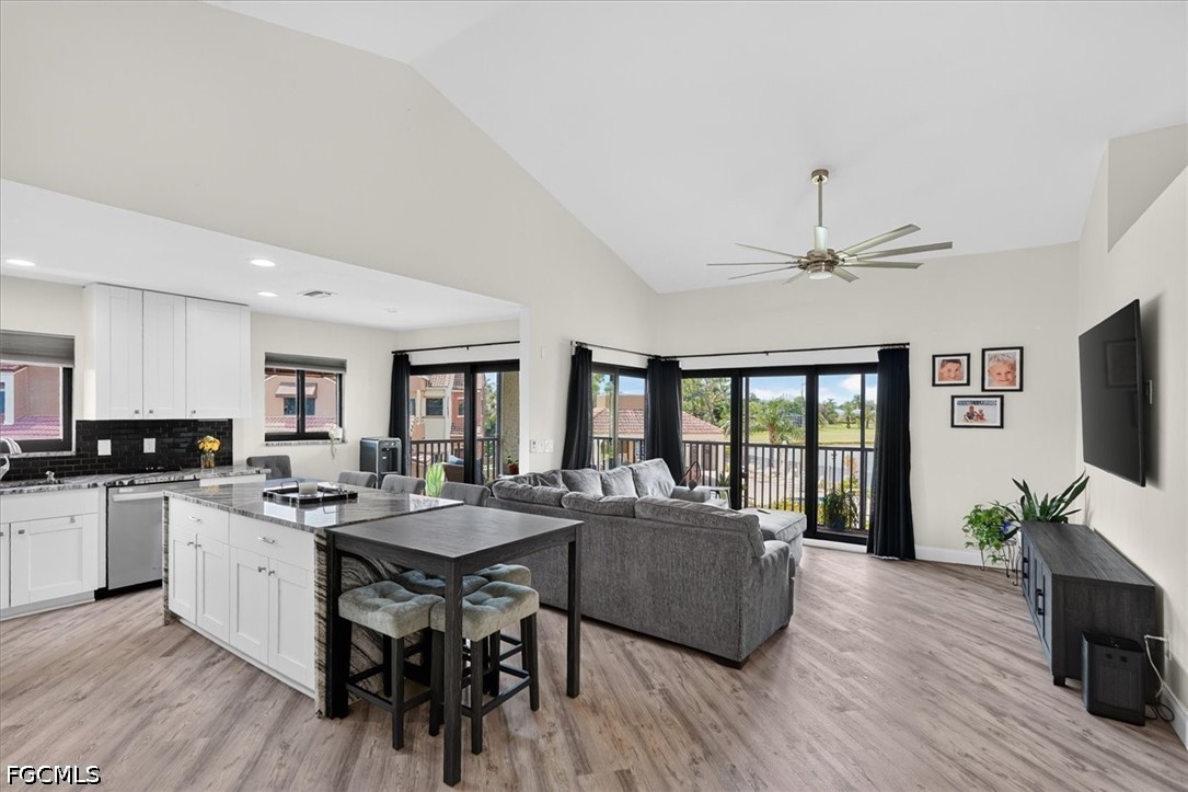 7150 Golden Eagle CT 221