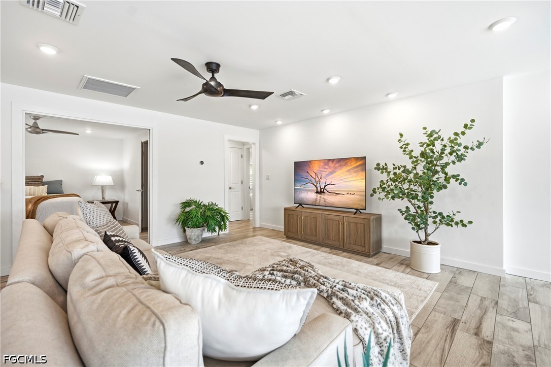 16 Sunview BLVD