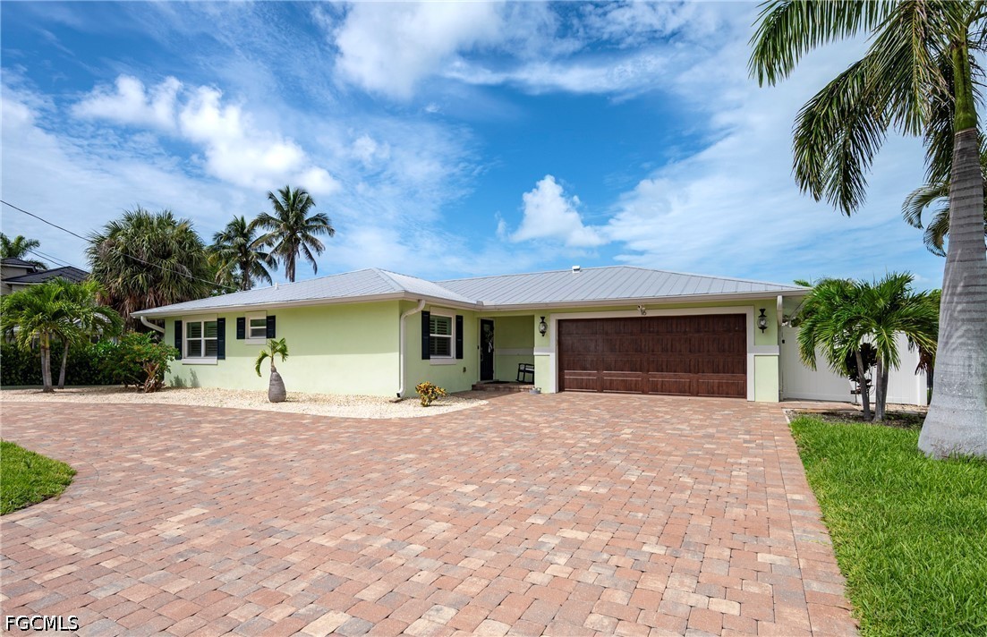 16 Sunview BLVD