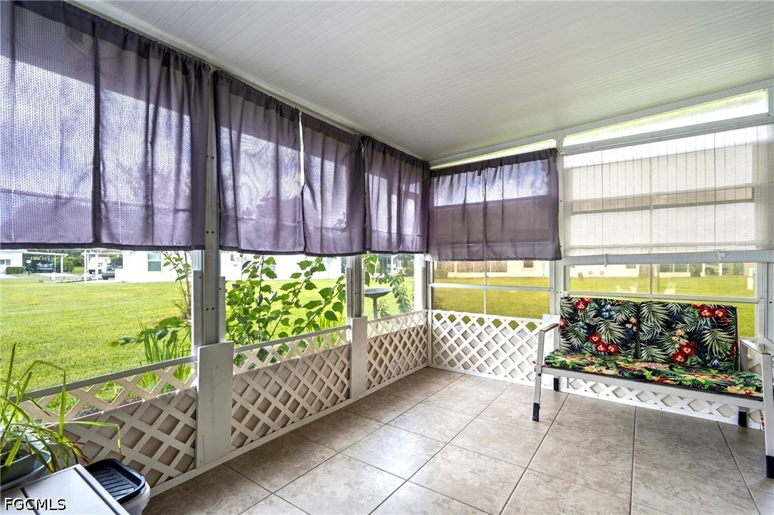 39 Desert Candle CIR
