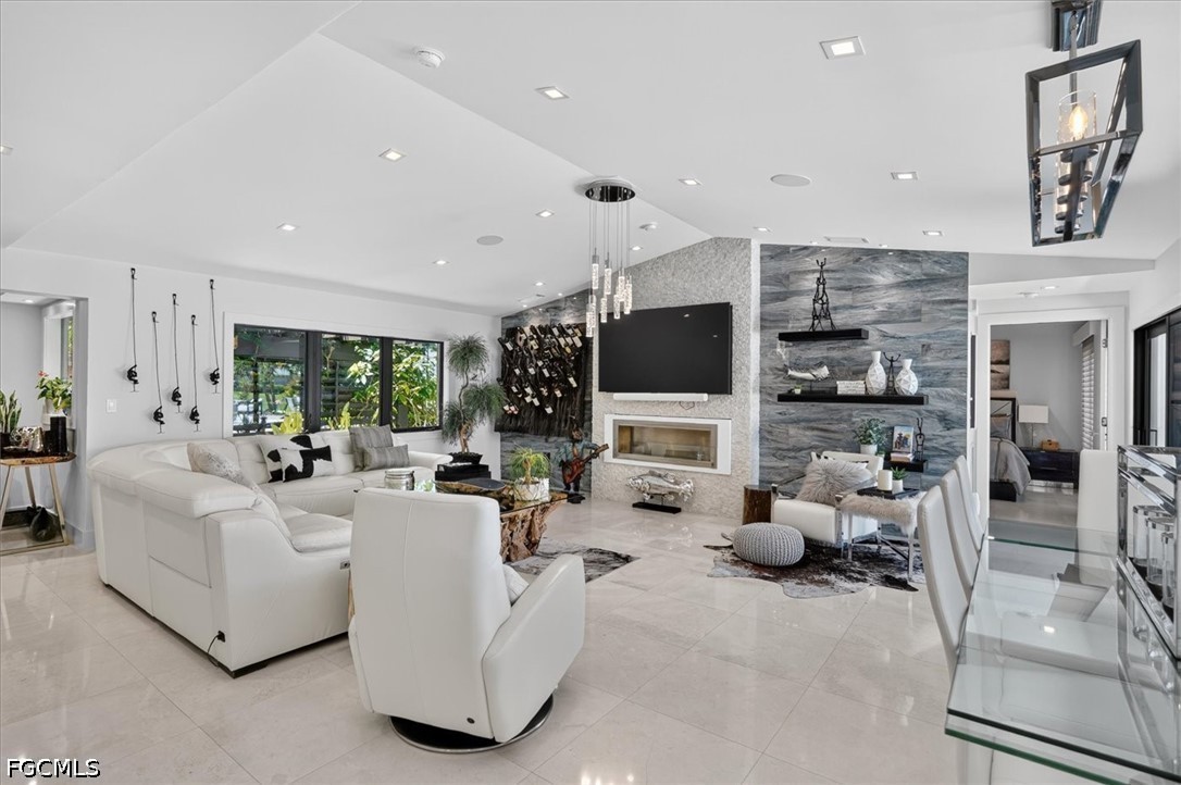 1021 Wittman DR
