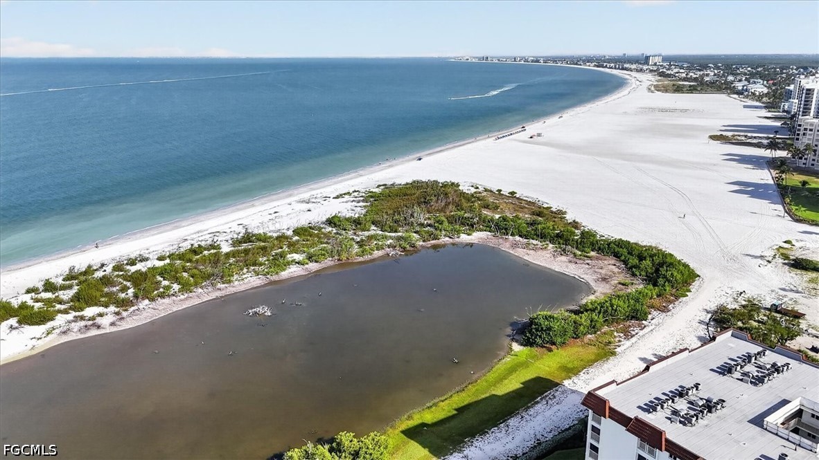 7000 Estero BLVD 205
