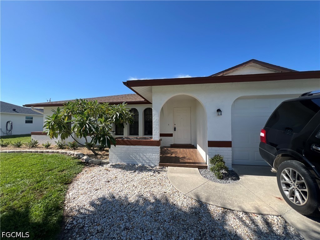 231 SW 33rd ST