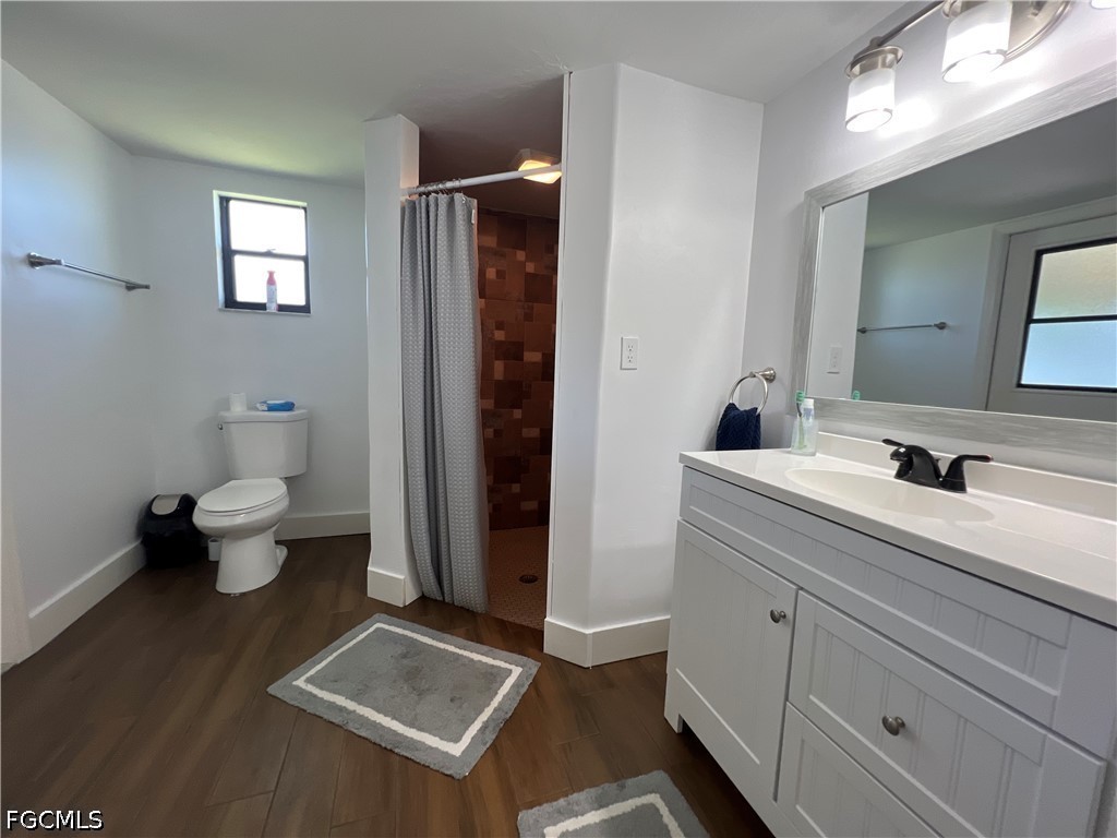 231 SW 33rd ST