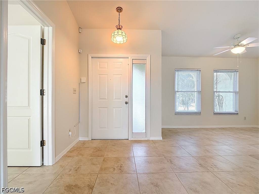144 SW 38th TER