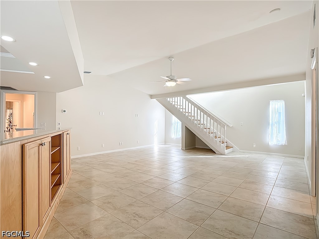 144 SW 38th TER