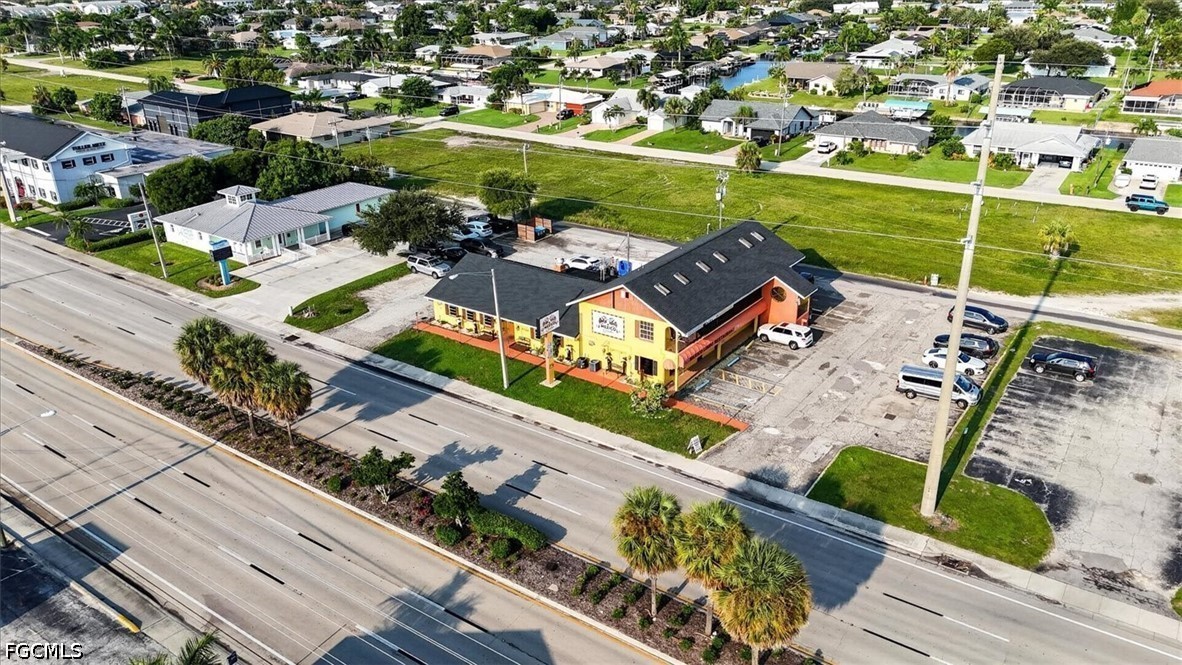3724 Del Prado BLVD S