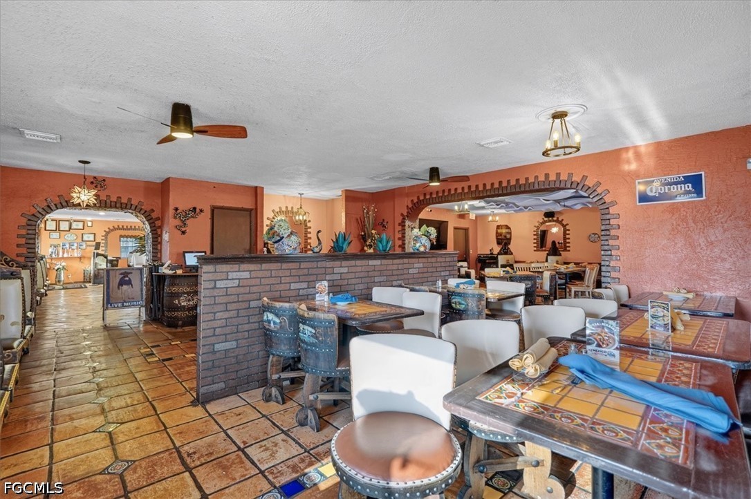 3724 Del Prado BLVD S