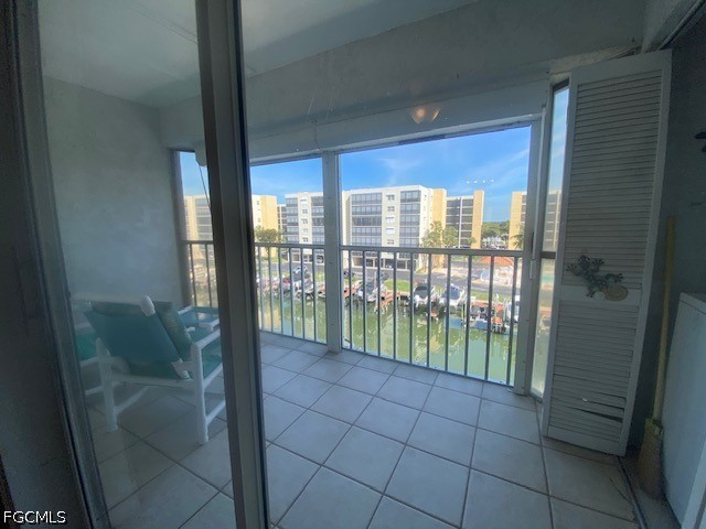 4521 Bay Beach LN 324