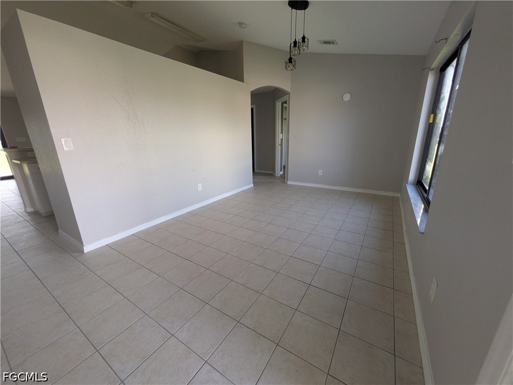 1725 NW 11th CT