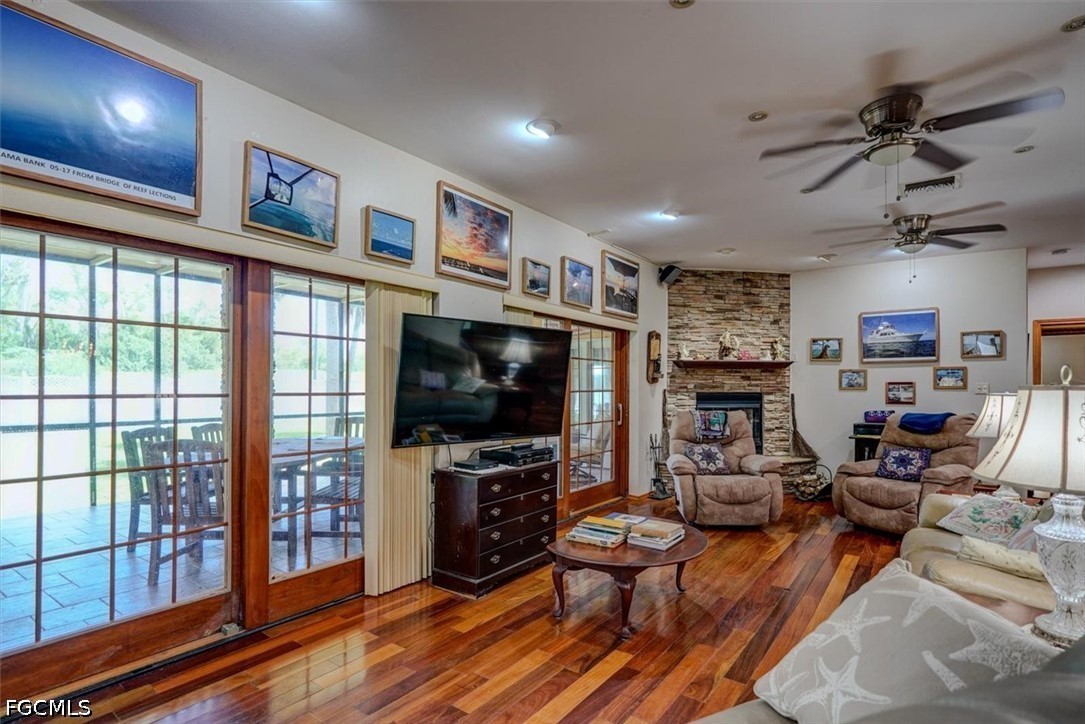 3144 Shell LN