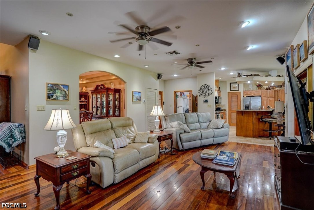 3144 Shell LN