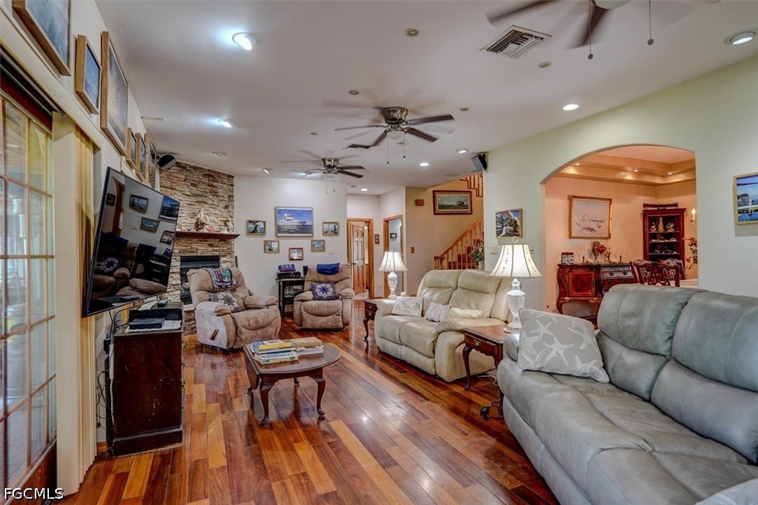 3144 Shell LN