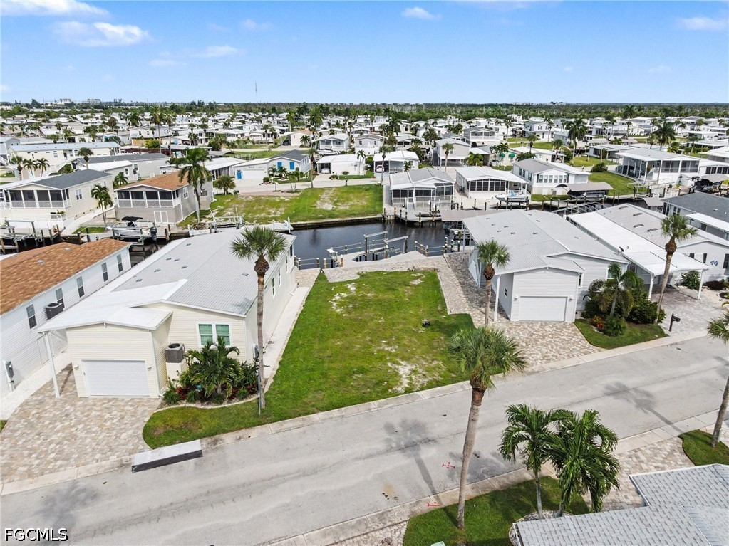 11501 Dogwood LN