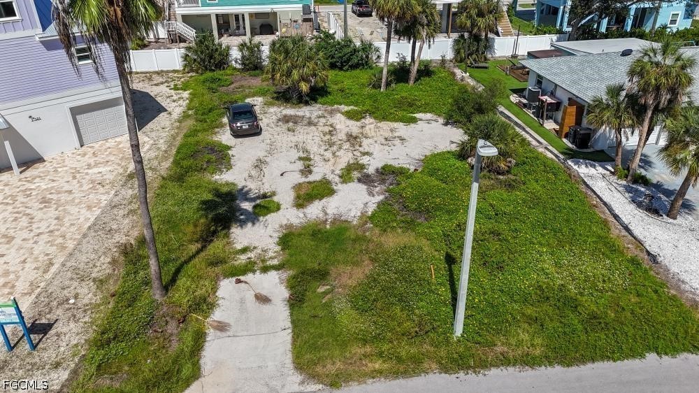 131 Mid Island DR