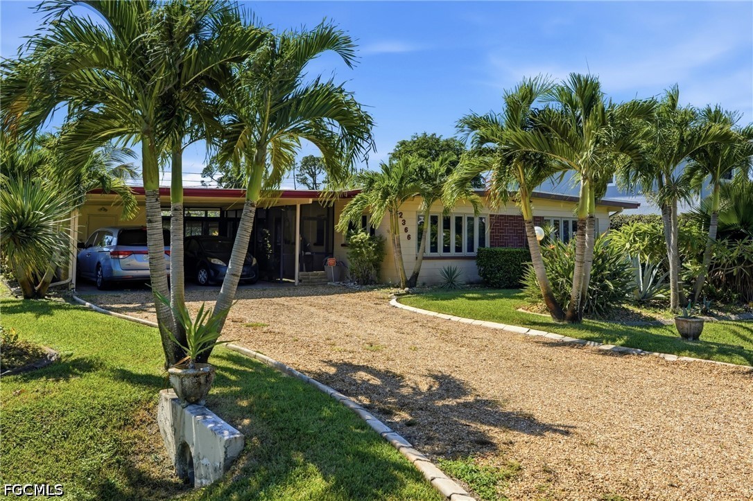 2366 Burton AVE