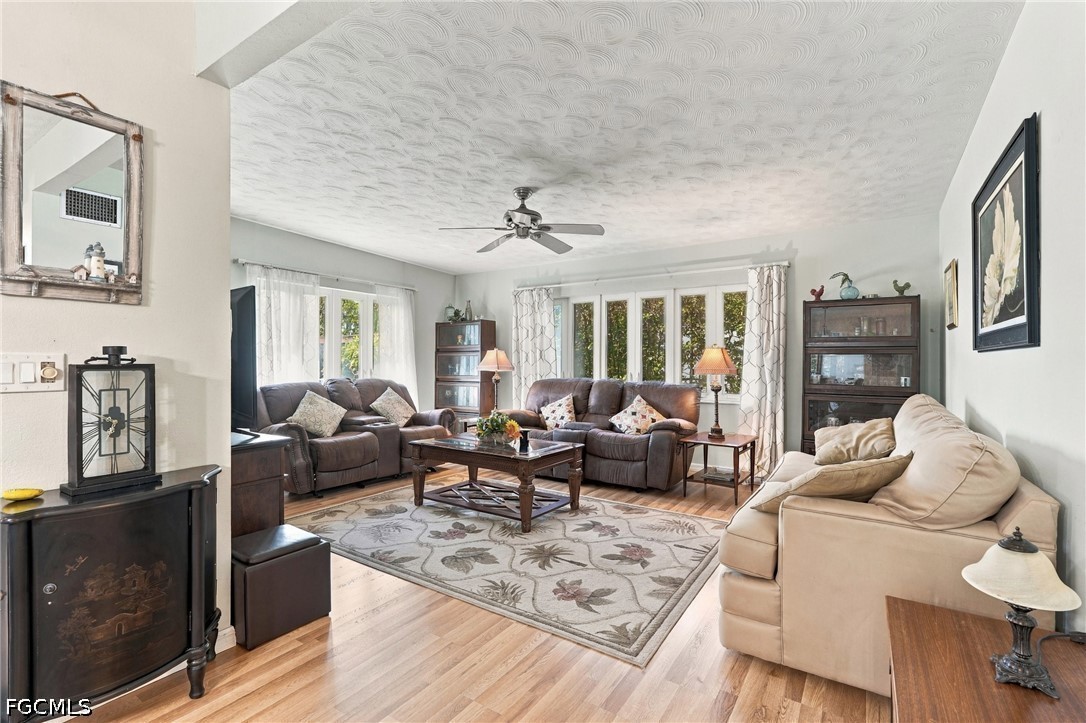 2366 Burton AVE