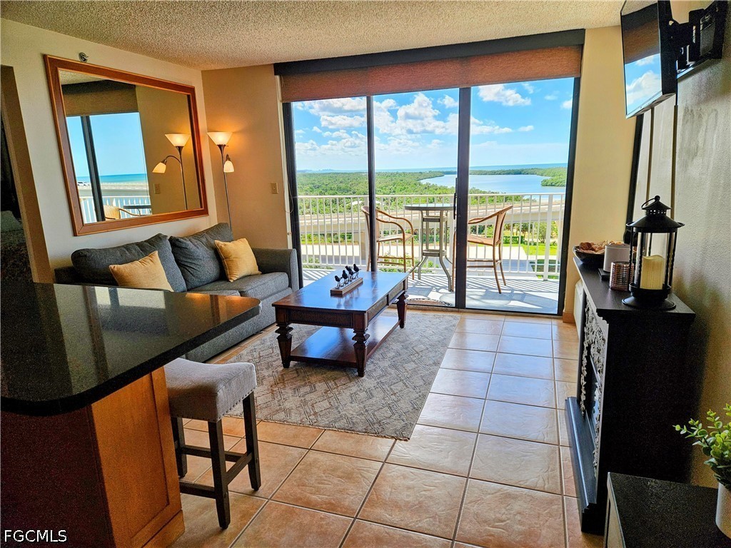 8701 Estero BLVD 801