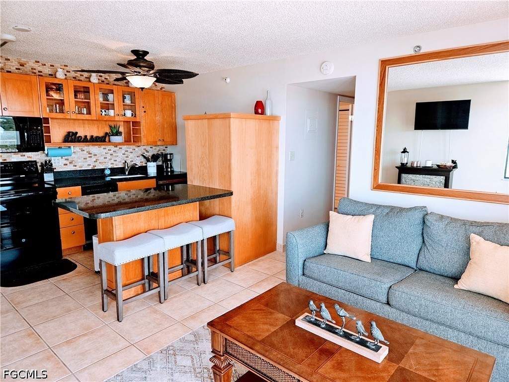 8701 Estero BLVD 801