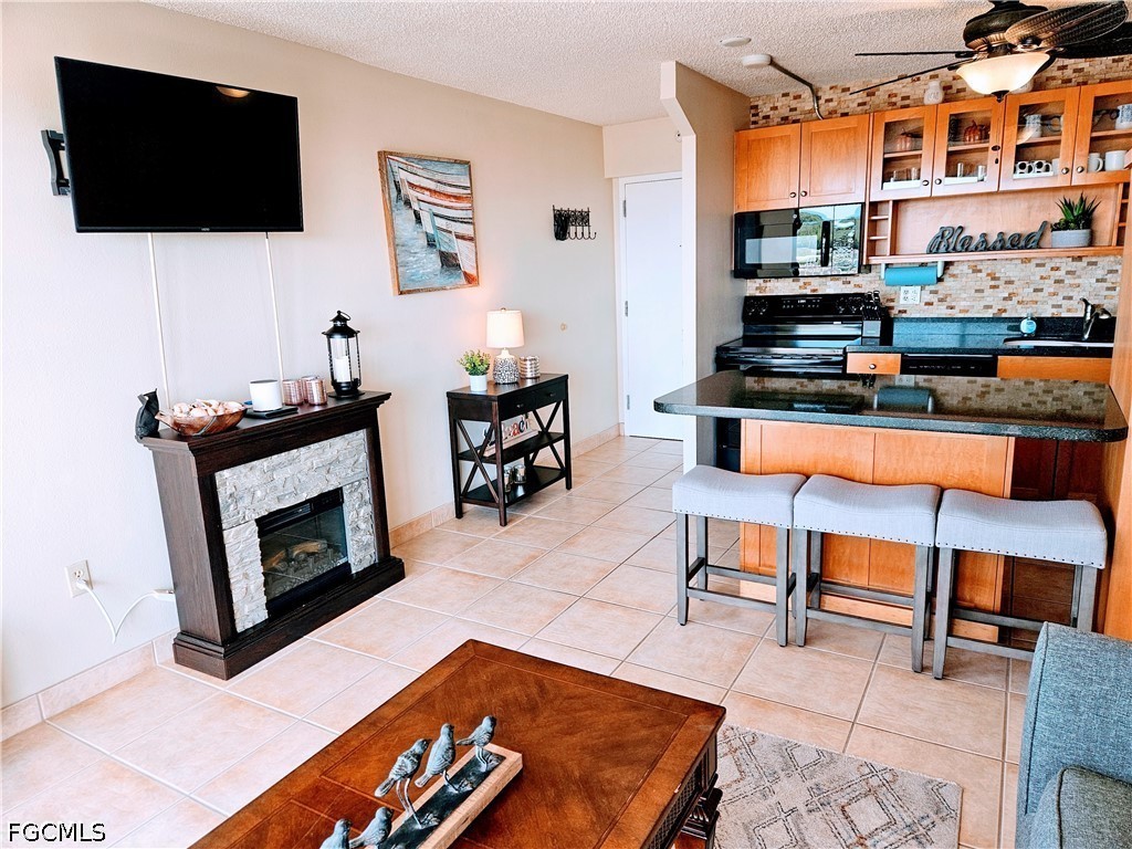 8701 Estero BLVD 801