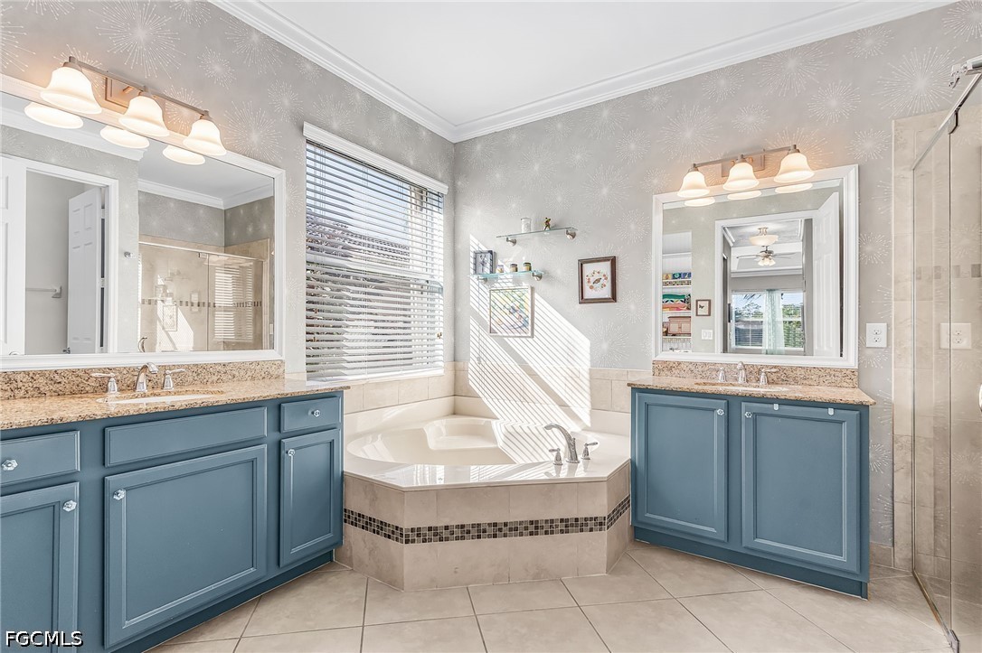 11221 Sparkleberry DR