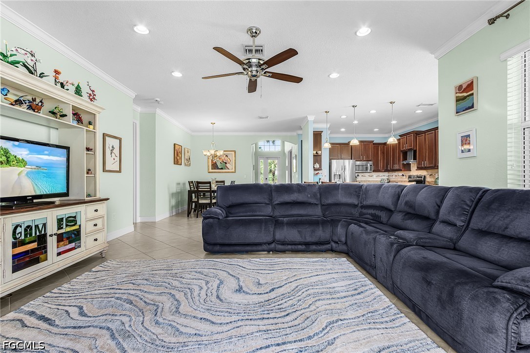 11221 Sparkleberry DR
