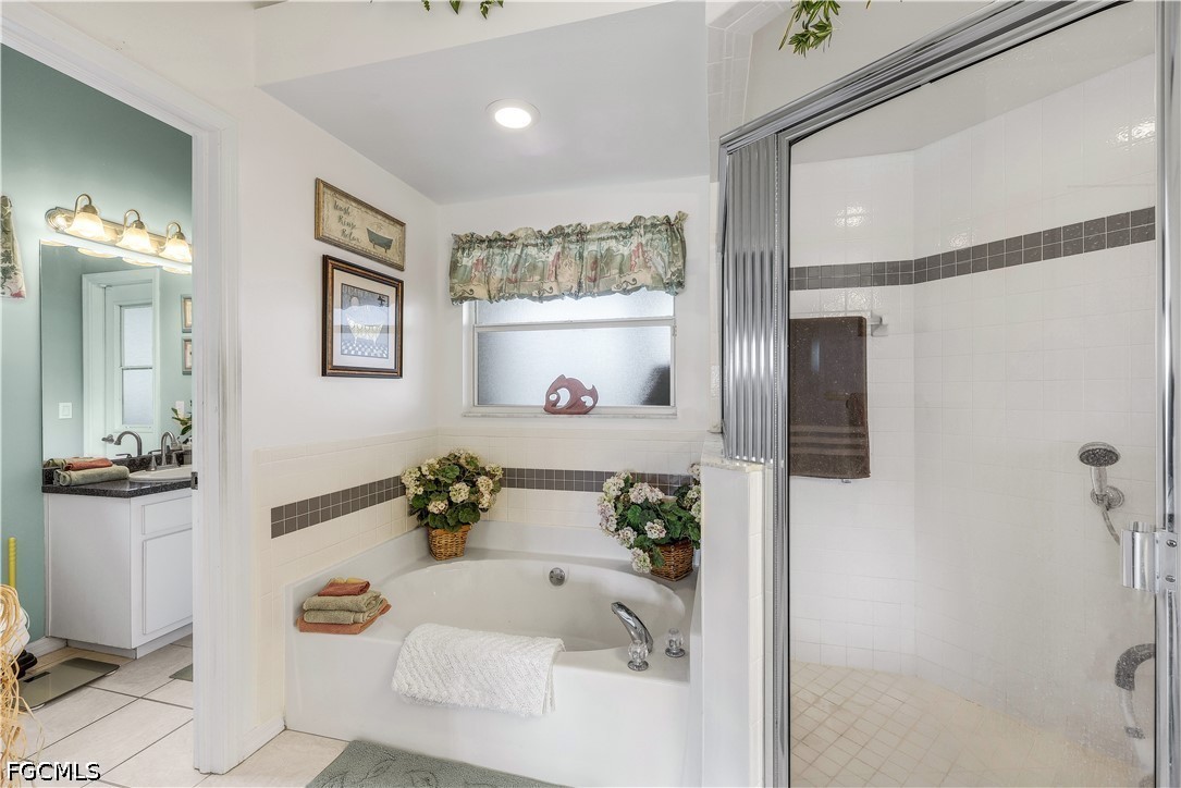 305 SE 31st ST