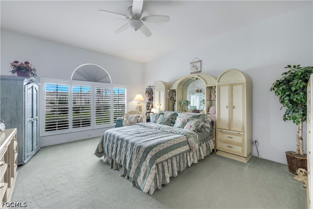 305 SE 31st ST