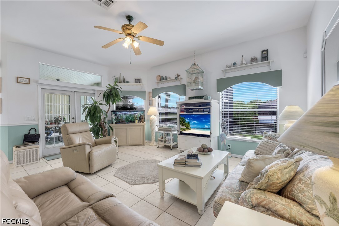 305 SE 31st ST