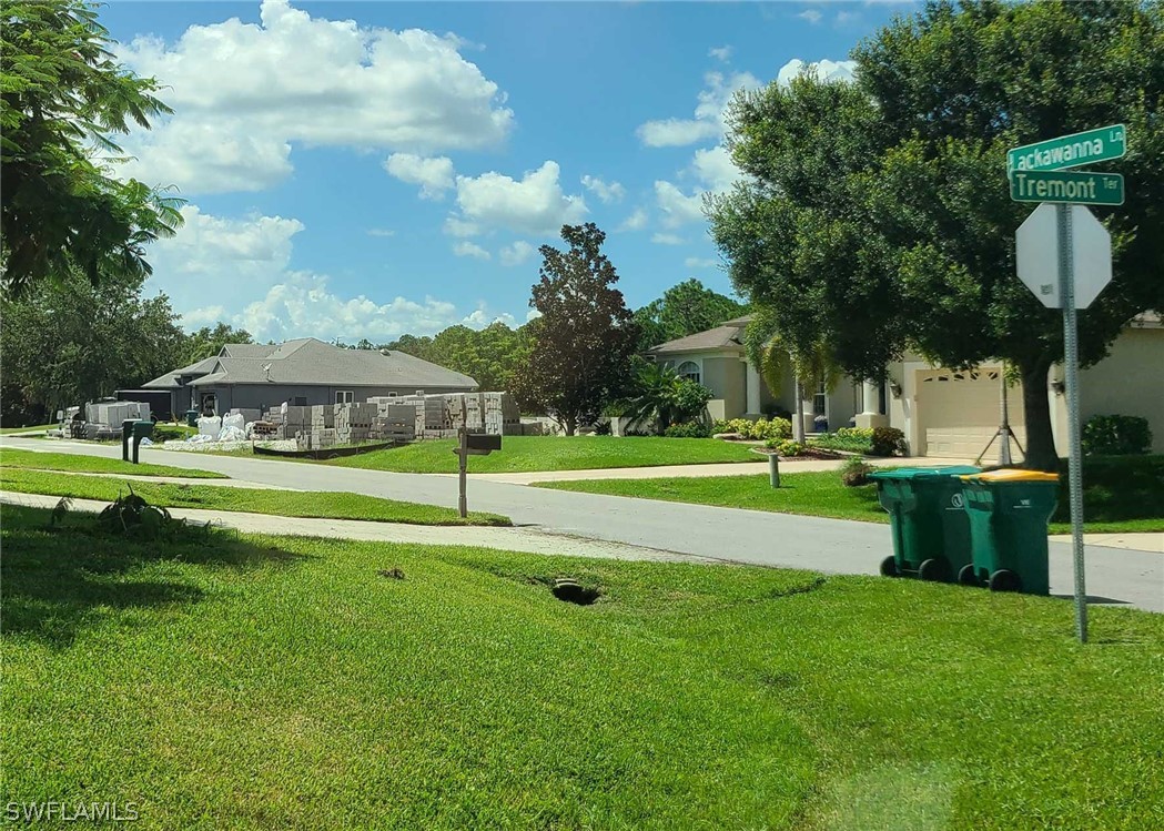 1217 & 1225 Beekman CIR