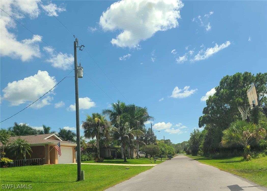 1217 & 1225 Beekman CIR