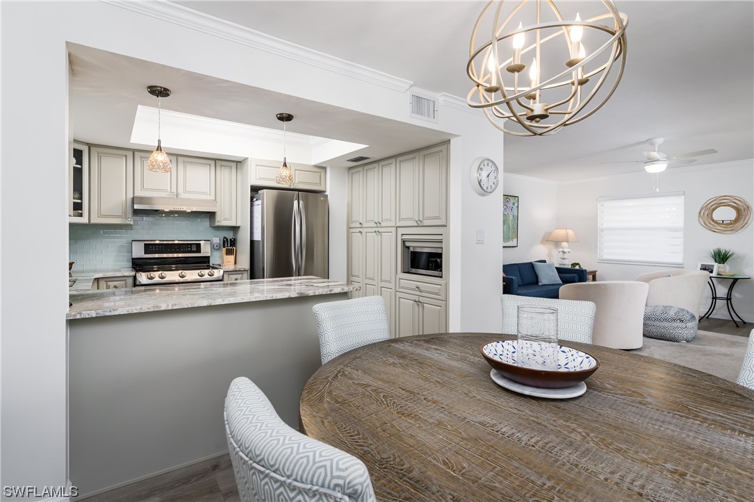 1549 Sandpiper ST 10