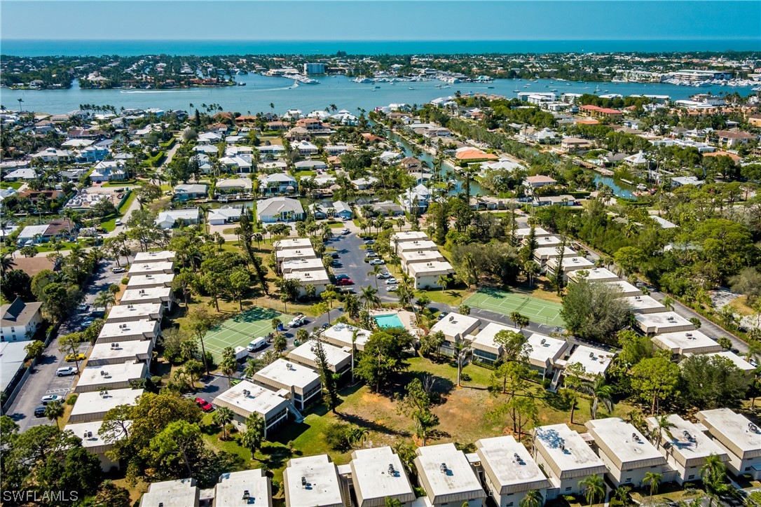 1549 Sandpiper ST 10