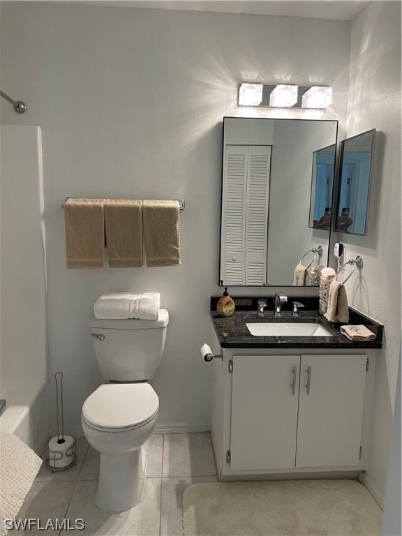 3300 Loveland BLVD 1004