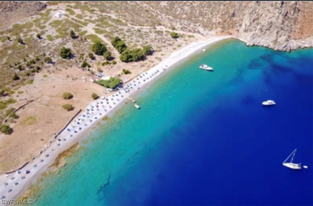 3300 Loveland BLVD 1004